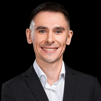 МАКРУШИН ДЕНИС