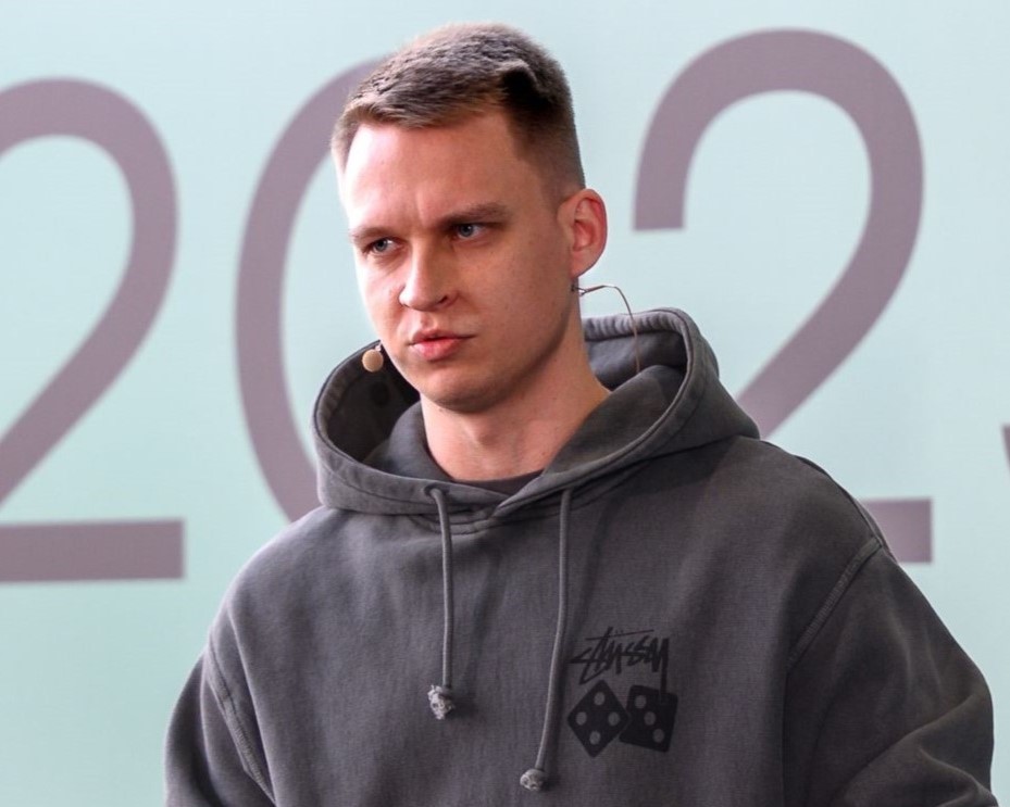 Владислав Лашкин