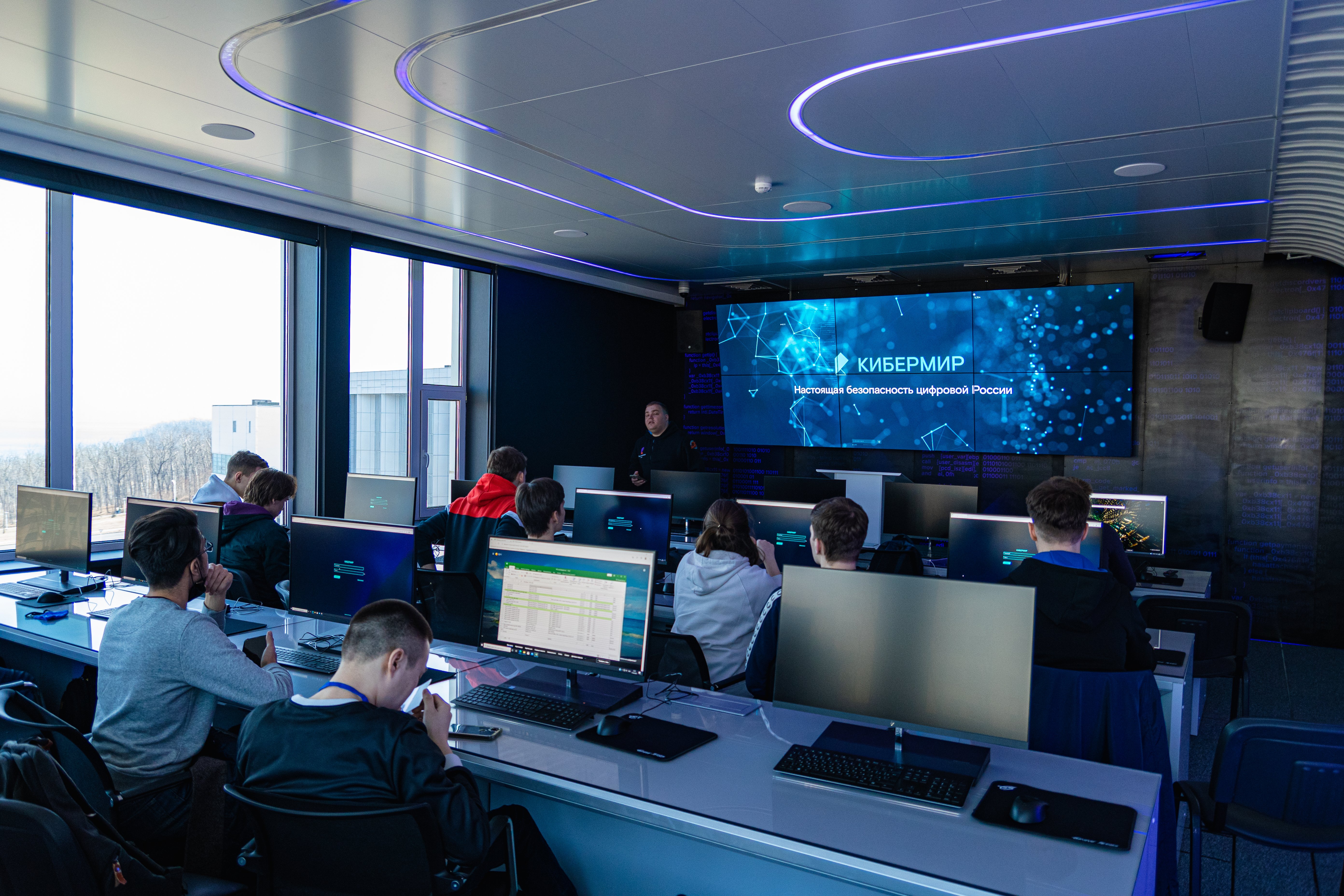 Участники соревнований по информационной безопасности CTF Russkiy Defence Game проверили свои знания на Национальном киберполигоне