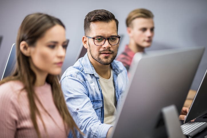 механика работы хороших и плохих ботов